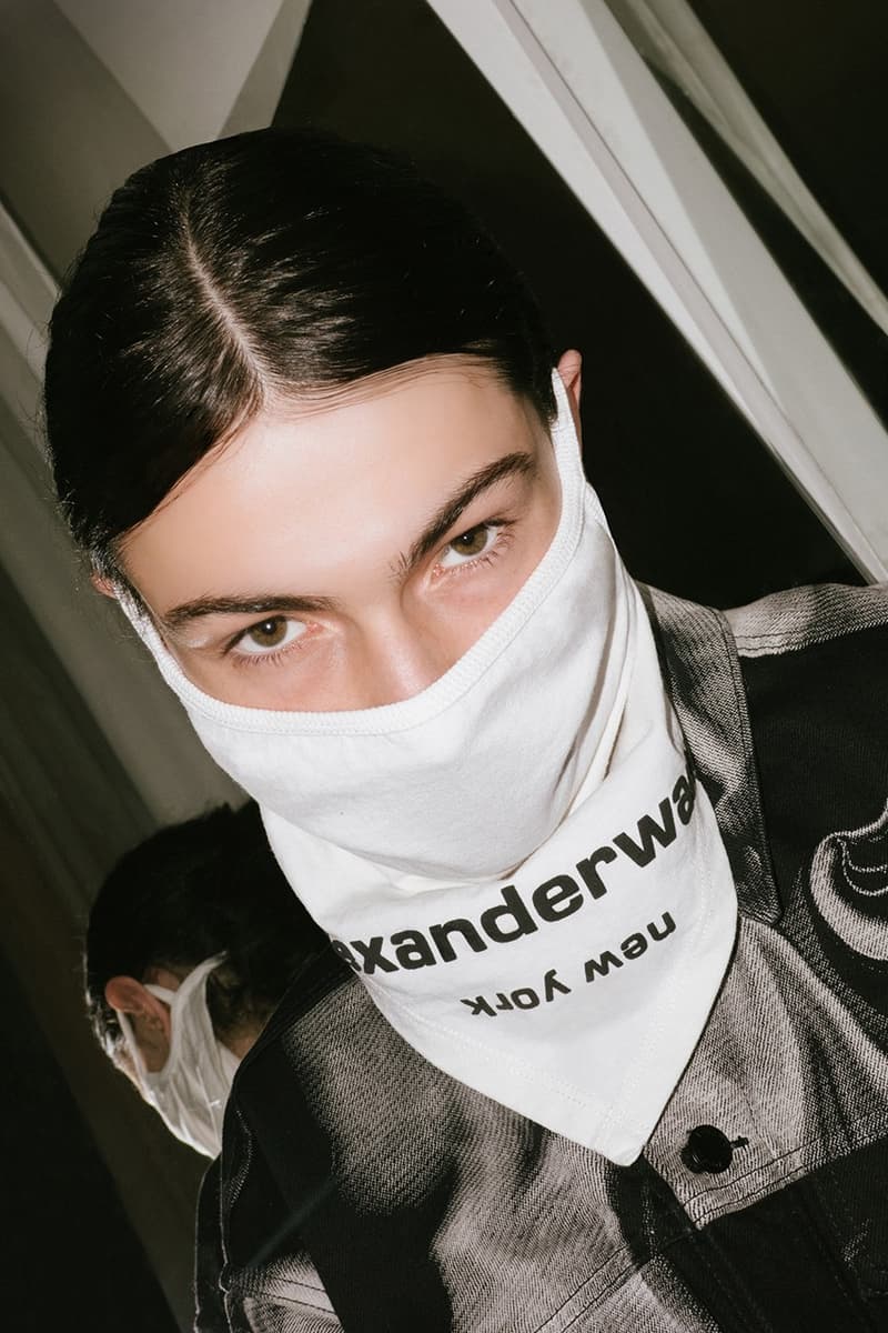 alexanderwang 推出全新面罩系列配件