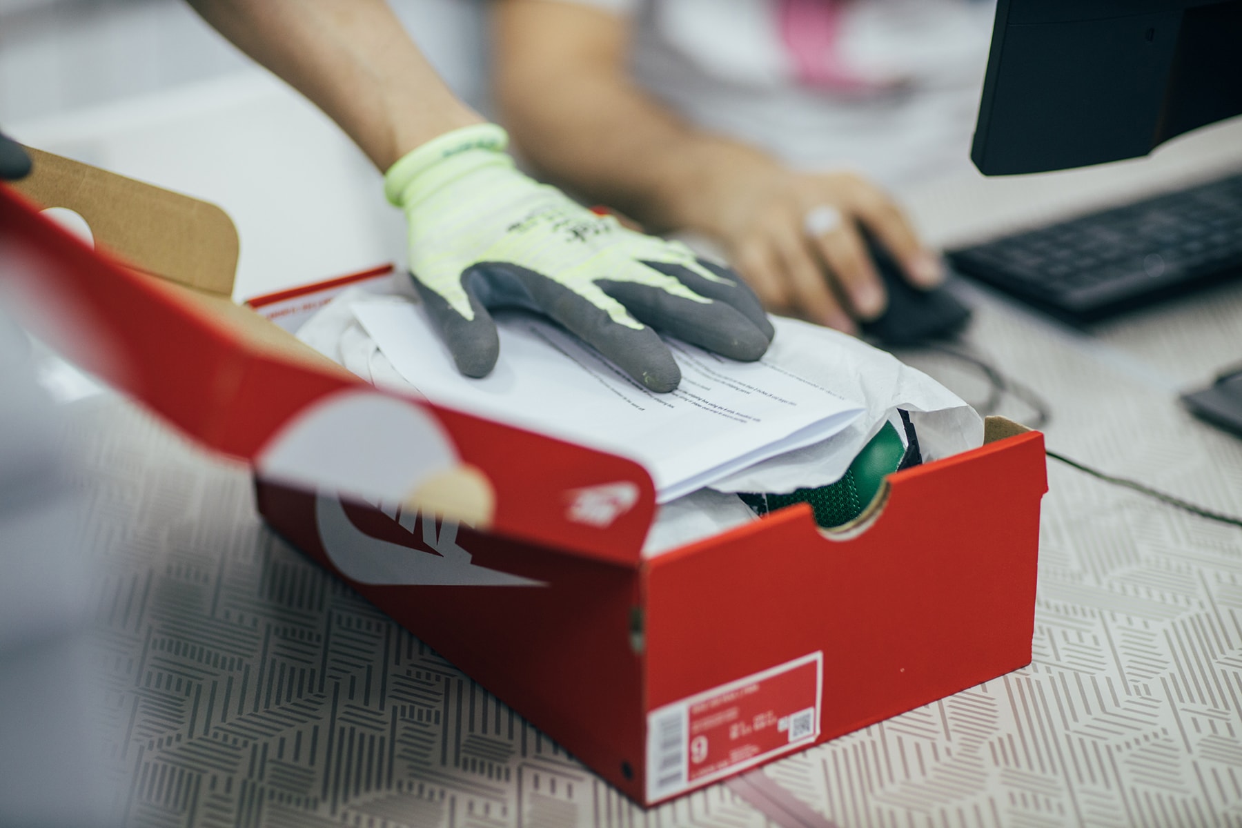 球鞋轉售平台 StockX 正式於香港開設認證中心