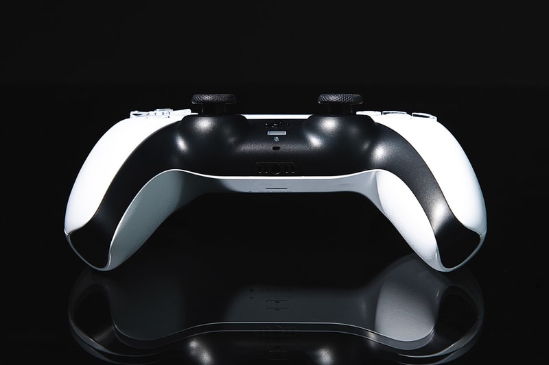 HYPEBEAST 獨家近賞 Sony 最新世代主機 PlayStation 5
