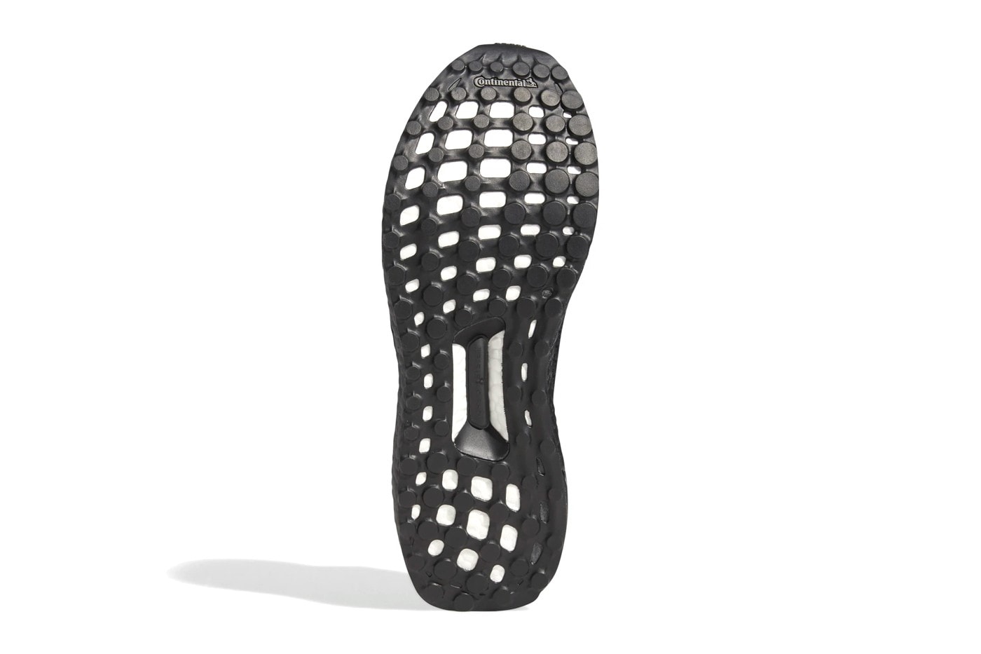 adidas UltraBOOST 1 DNA 最新配色「Core Black」發佈