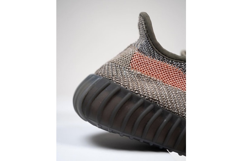 率先近賞 adidas YEEZY BOOST 350 V2 最新配色「Ash Stone」