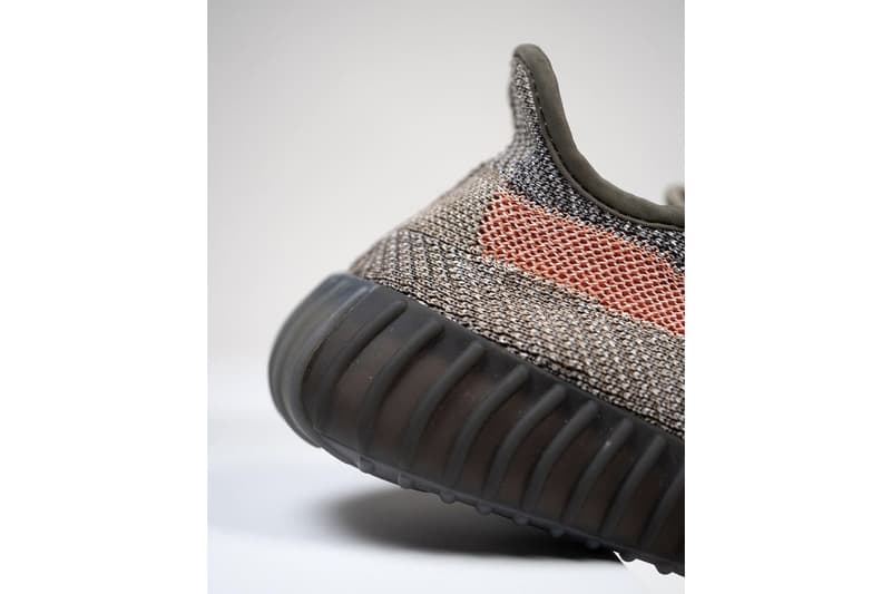 率先近賞 adidas YEEZY BOOST 350 V2 最新配色「Ash Stone」