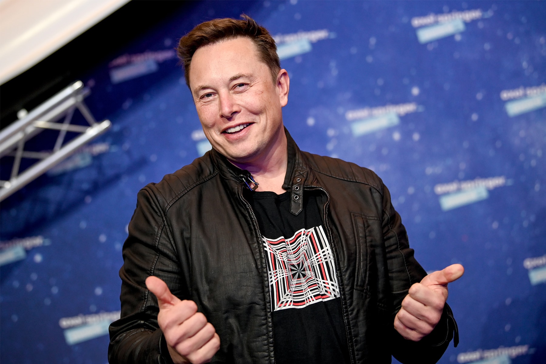 Elon Musk 宣佈 SpaceX 計畫六年內帶領人類登陸火星