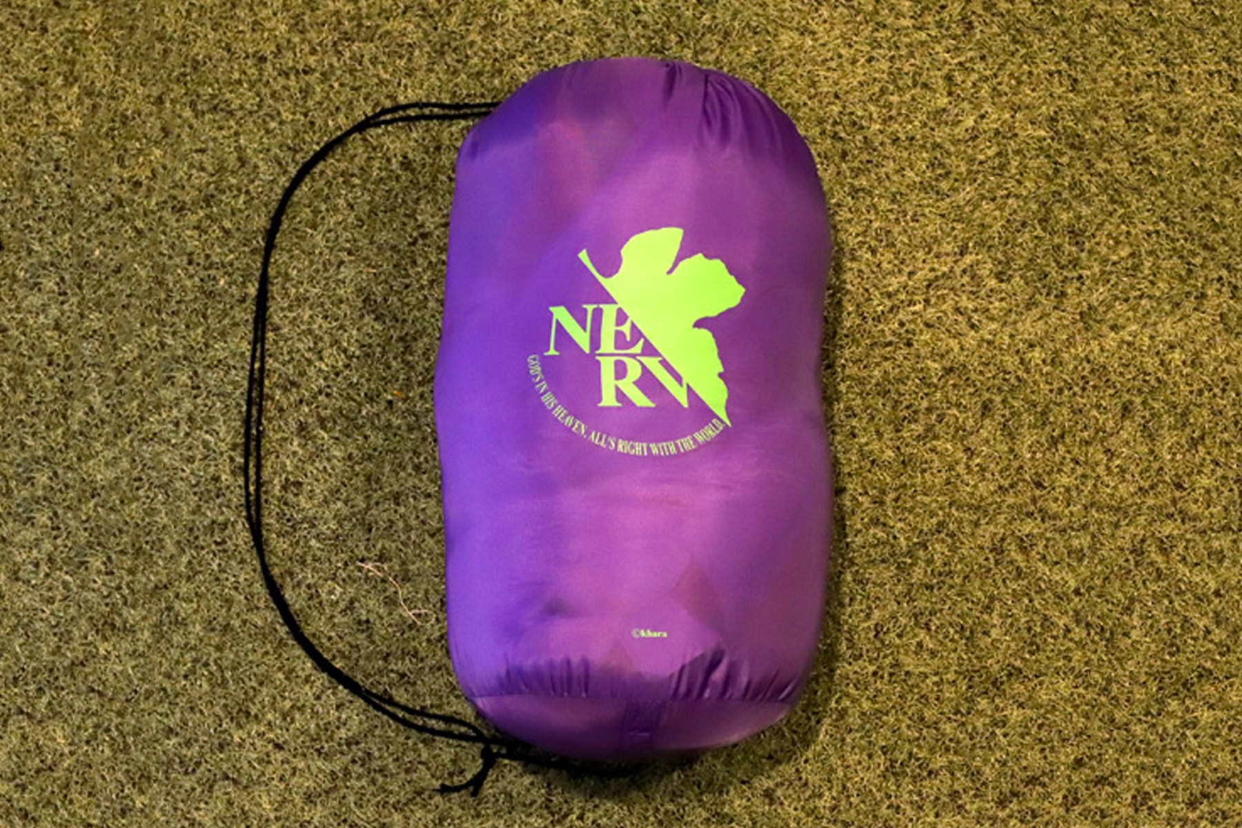 Evangelion Store 推出《新世紀福音戰士》「插入栓」造型別注睡袋
