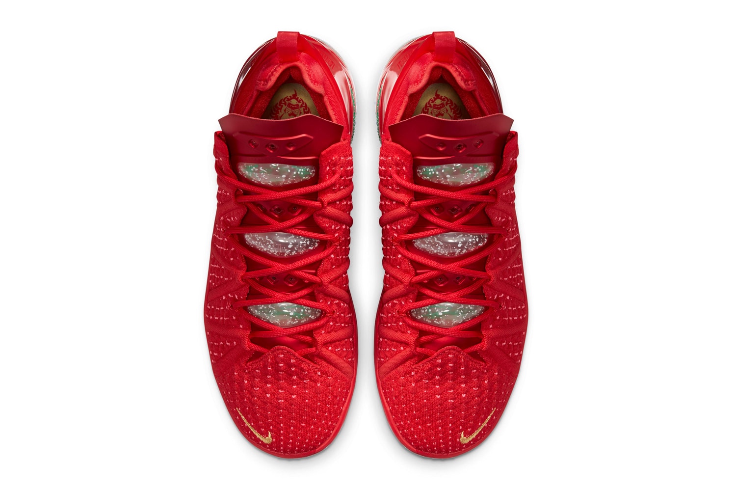 Nike LeBron 18 全新聖誕節配色「X-Mas in LA」正式發佈