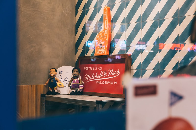 率先走進 The Whale 餵我早餐 x Mitchell & Ness 籃球主題期間限定展覽
