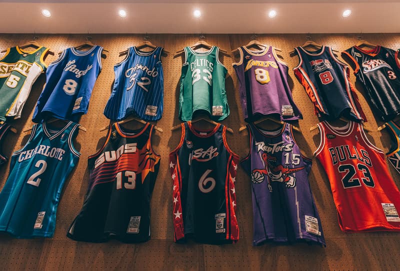 率先走進 The Whale 餵我早餐 x Mitchell & Ness 籃球主題期間限定展覽