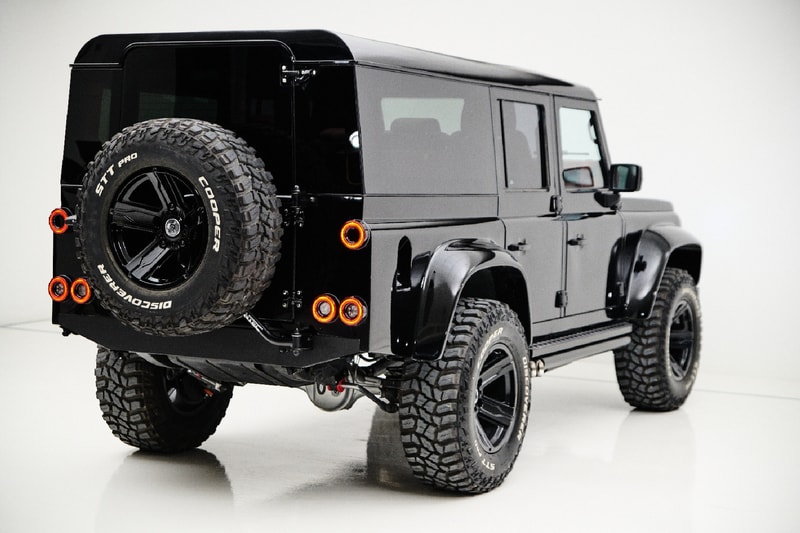 黑魂裝甲 – ARES Design 打造 Land Rover Defender 改裝車款