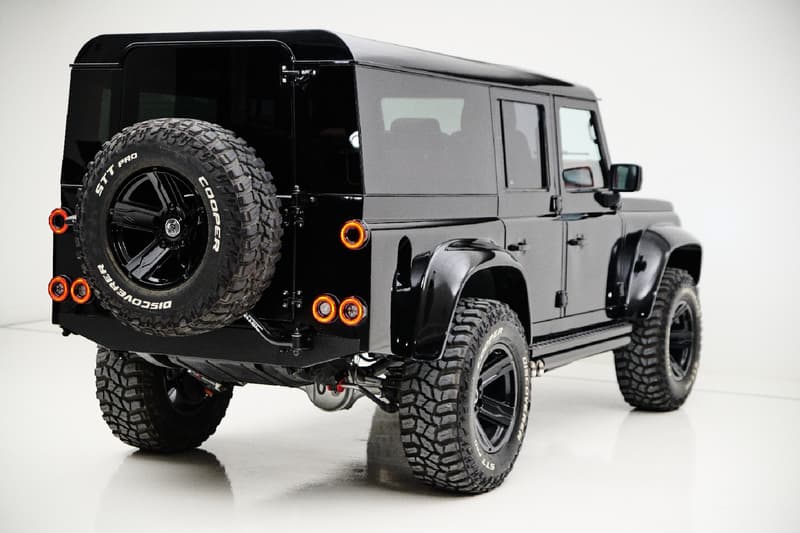 黑魂裝甲 – ARES Design 打造 Land Rover Defender 改裝車款
