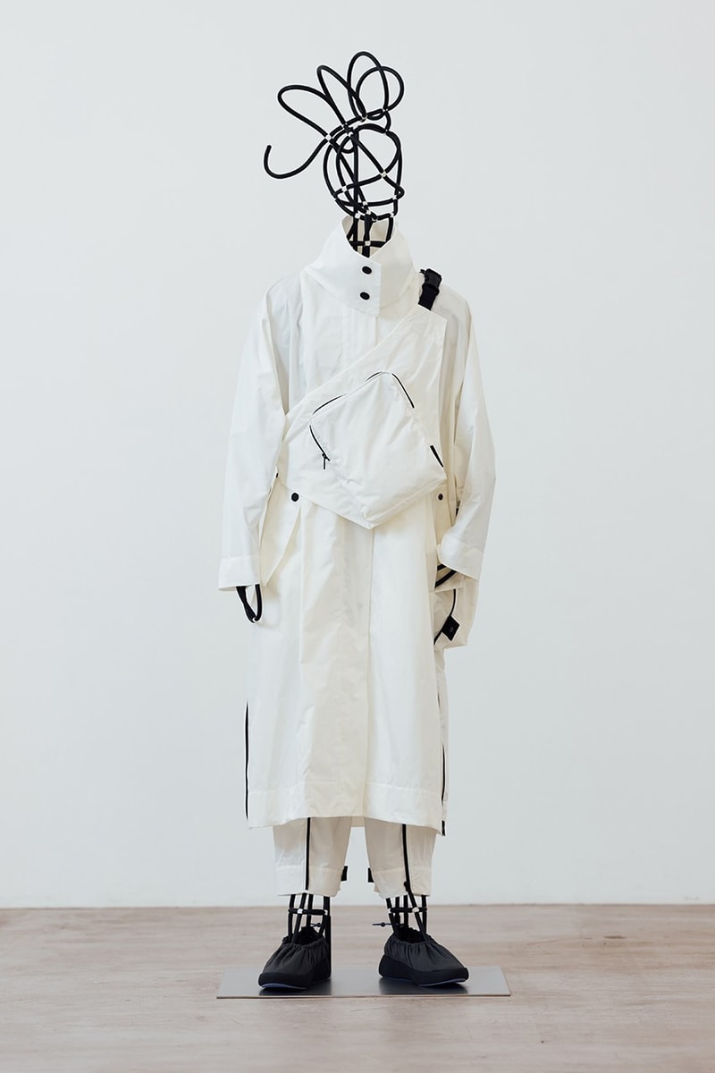 三宅一生 ISSEY MIYAKE 2021 春夏與「TO GO」系列同步登場
