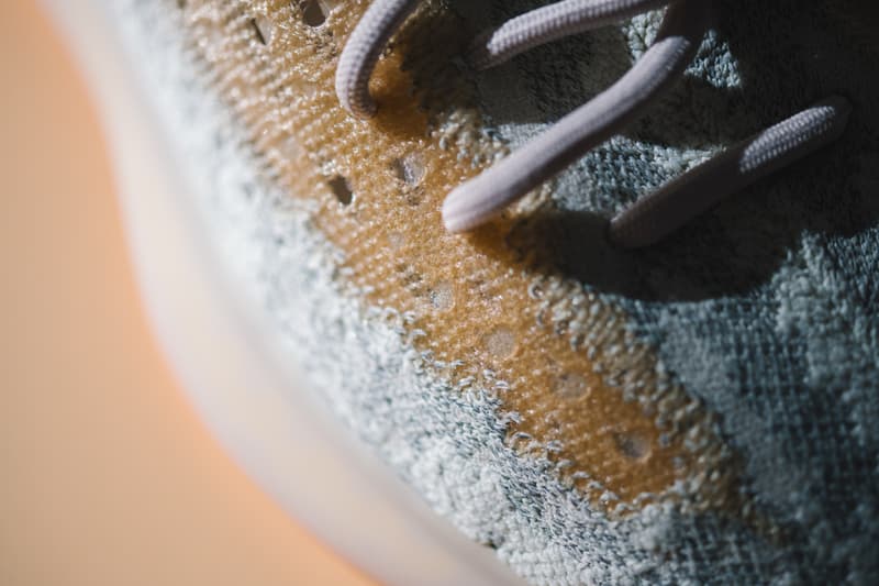 率先近賞 YEEZY BOOST 380 全新配色「Yecoraite」