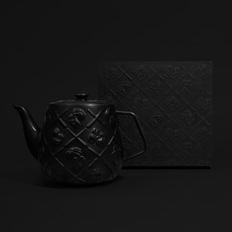AllRightsReserved 追加 KAWS「XX」陶瓷茶壺黑魂版本
