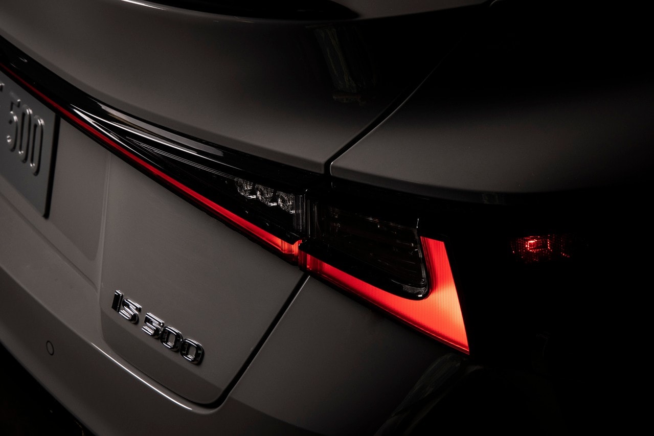 Lexus 發表限量 500 輛 IS 500 F Sport Performance 別注車型