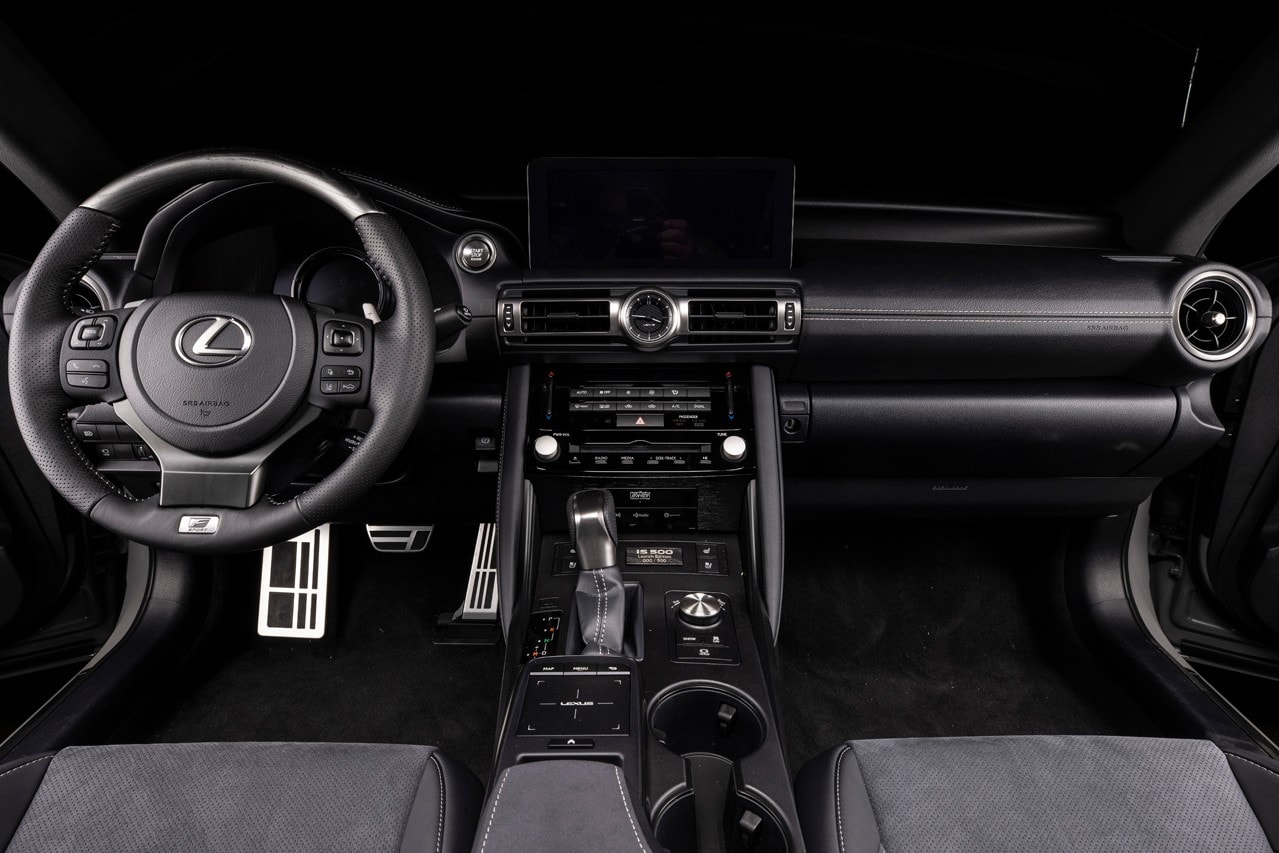 Lexus 發表限量 500 輛 IS 500 F Sport Performance 別注車型