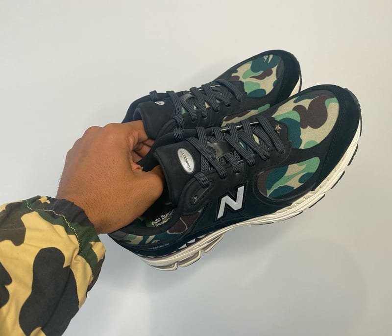 bape x 2002r