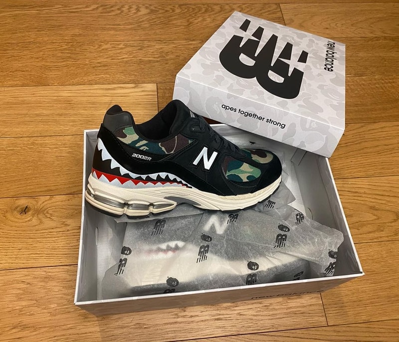 BAPE x New Balance 2002R 最新聯名系列實鞋率先曝光