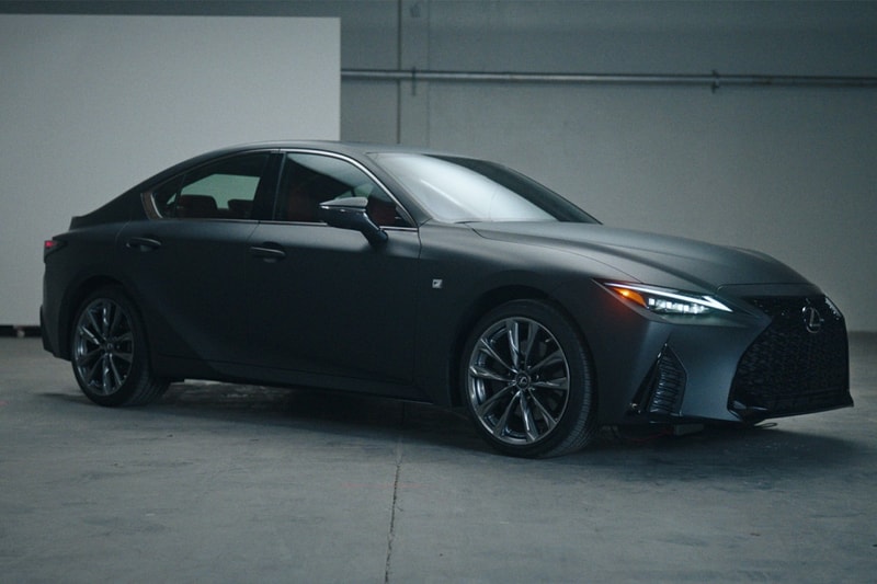 Lexus IS 搭載黑膠唱盤全新定製車型「Wax Edition」登場