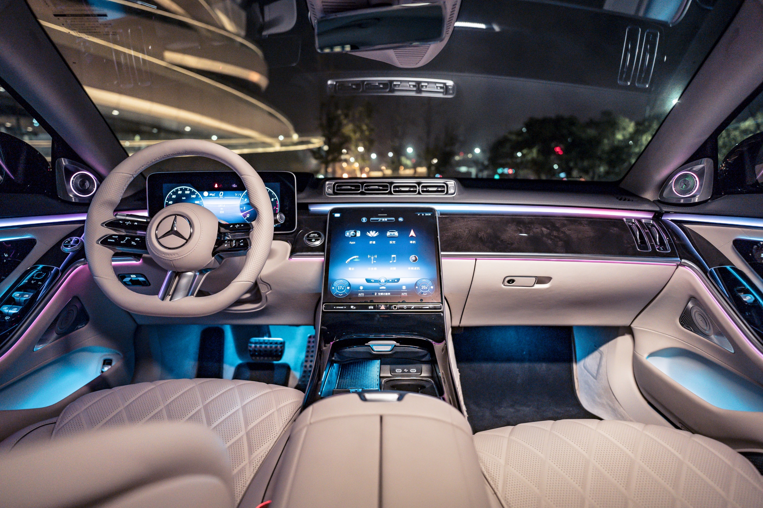 Mercedes-Benz 正式發表全新改款 S-Class 豪華車系