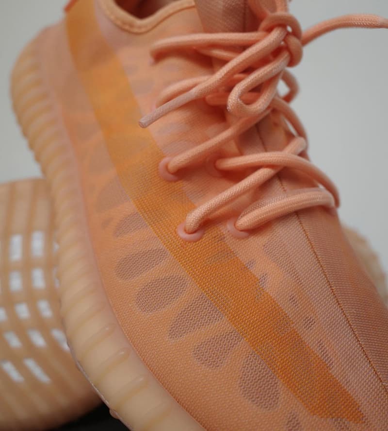 率先近賞 YEEZY BOOST 350 V2 全新配色「Mono Clay」