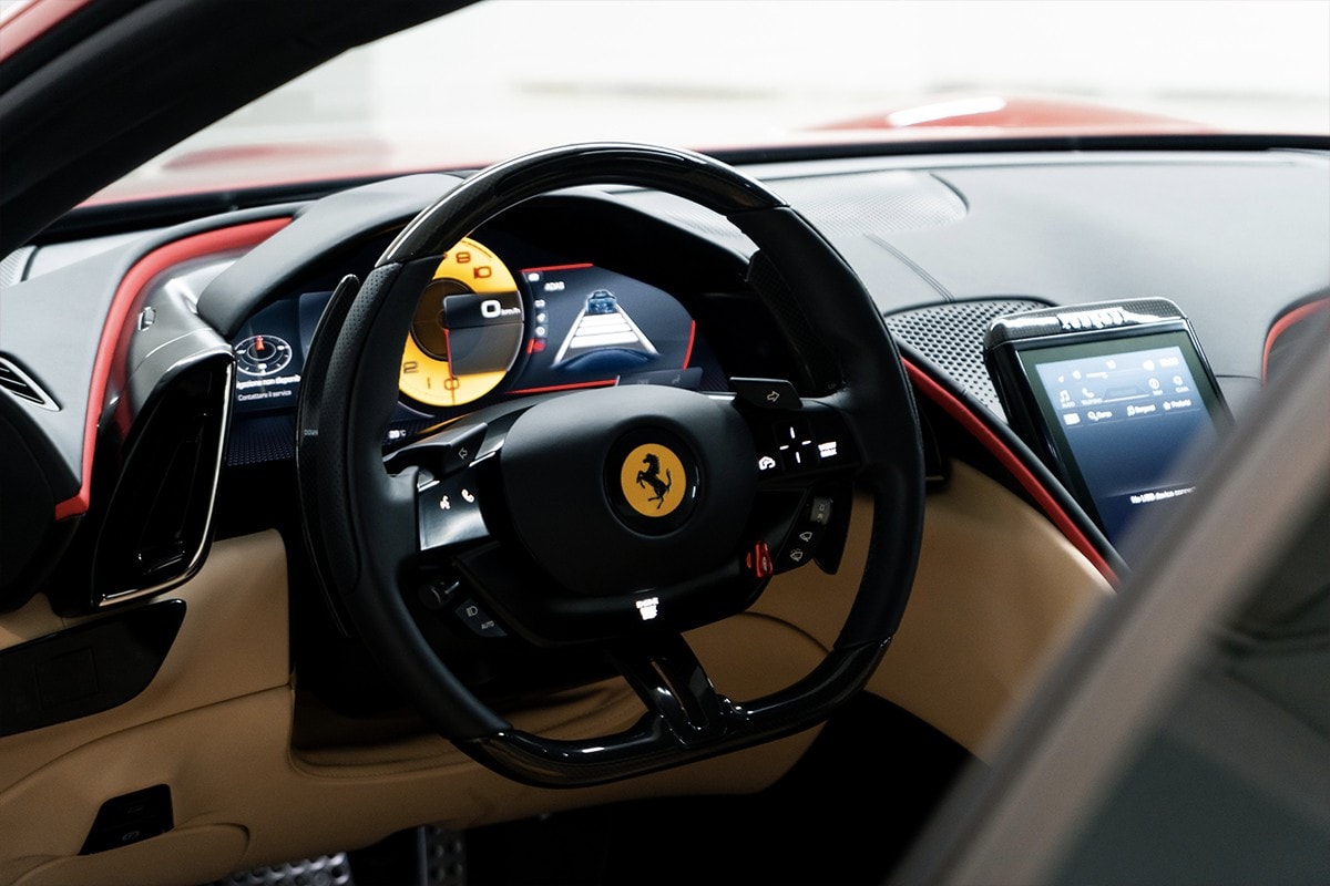 Ferrari 執行長宣佈將在 2025 年推出首款純電車型