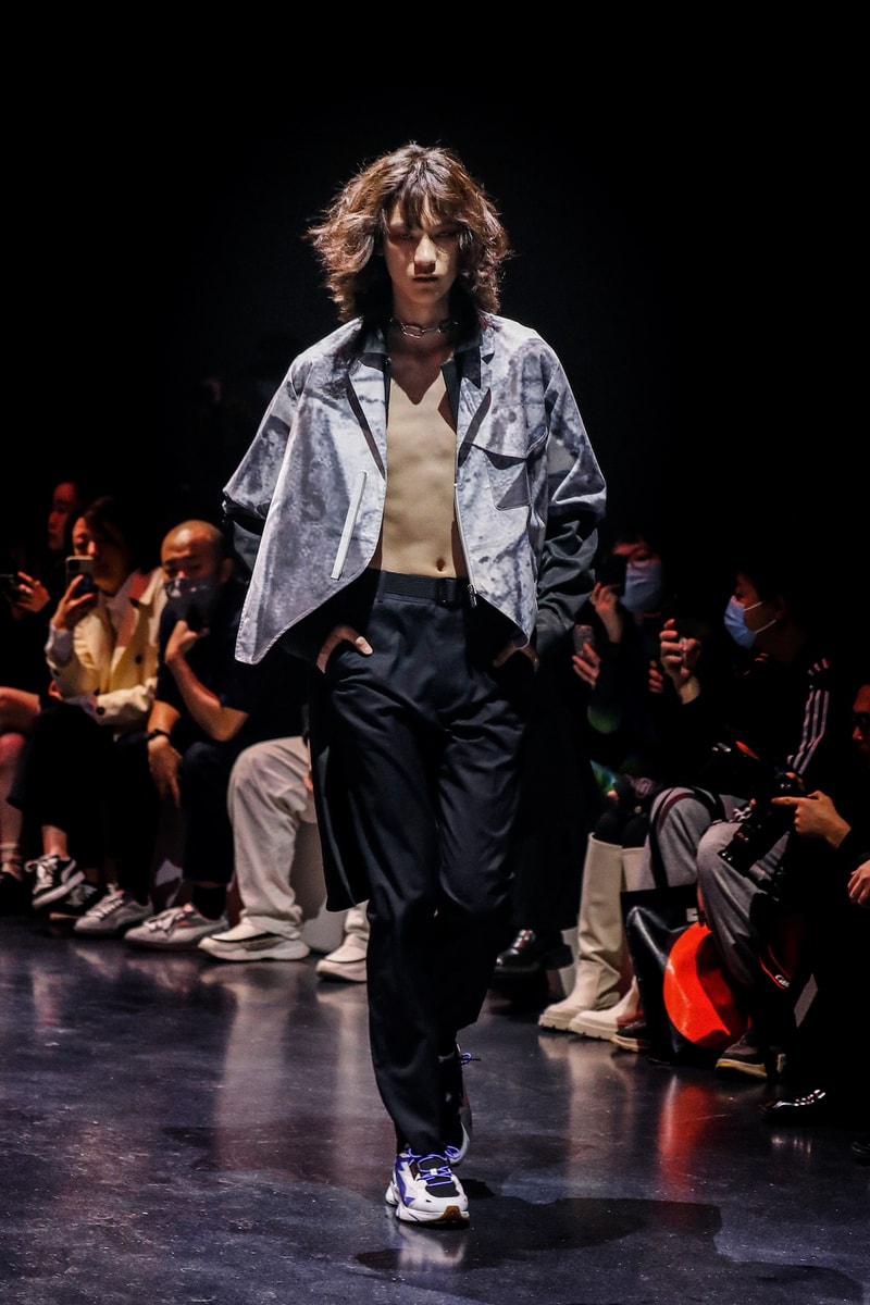 ROARINGWILD 正式發佈 2021 秋冬系列「THE CROWD」