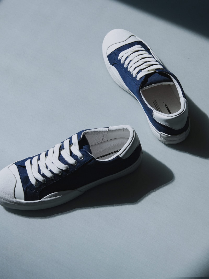ROARINGWILD 首款運動鞋 CANVAS SHOES 正式發佈