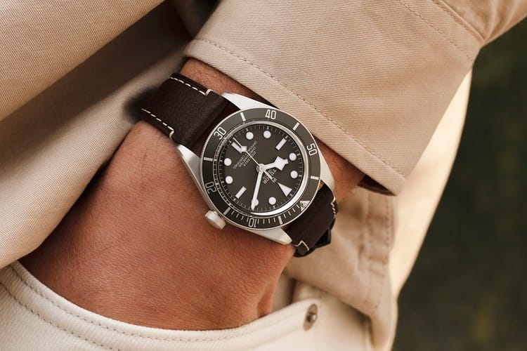 Tudor 發表 Black Bay Fifty-Eight 全新 18K 金與純銀材質錶款
