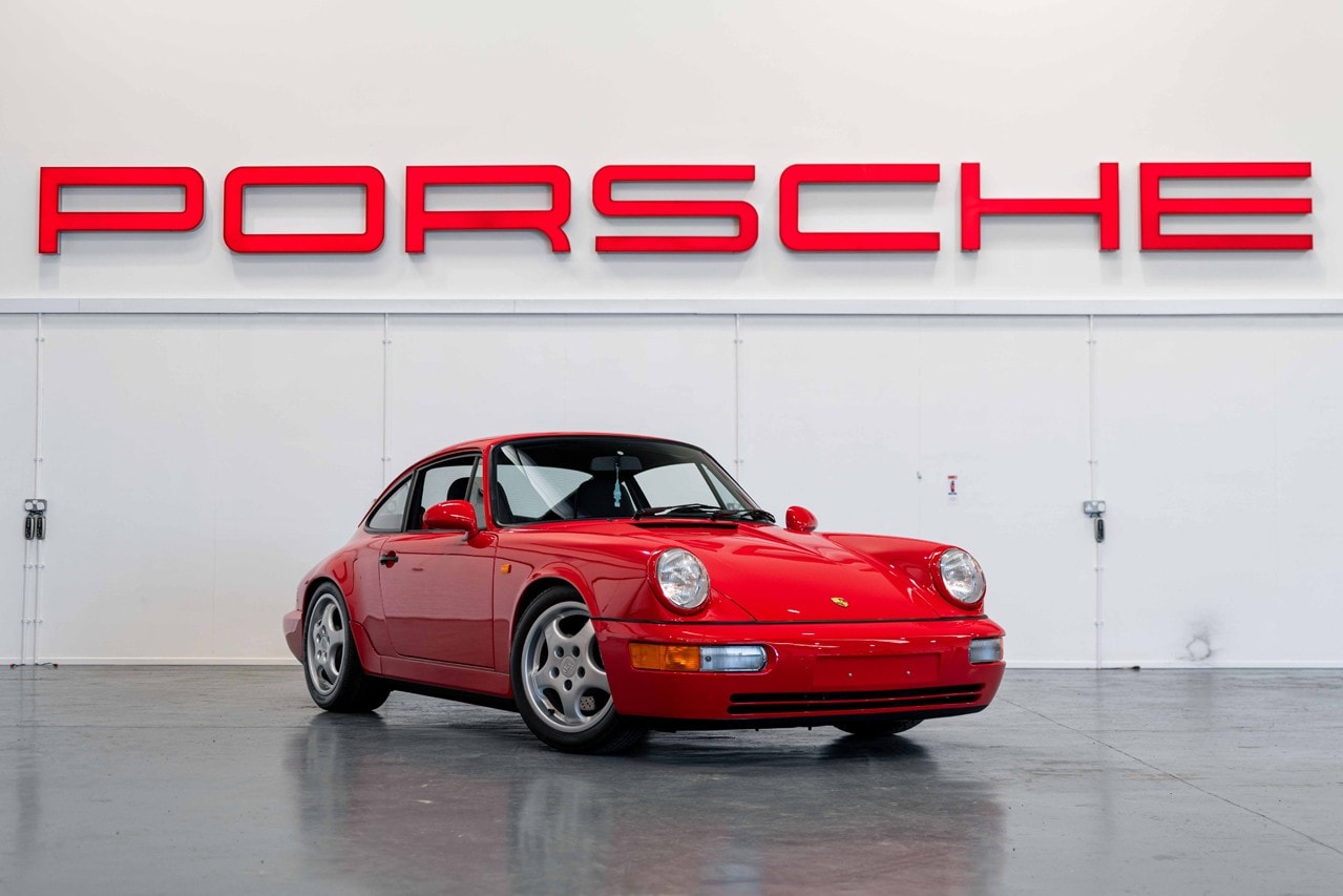稀有完美出廠車況 1991 年 Porsche 911 Carrera RS 展開拍賣