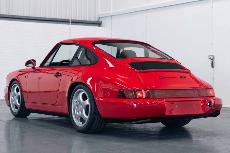 稀有完美出廠車況 1991 年 Porsche 911 Carrera RS 展開拍賣