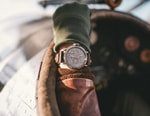 飛行腕錶如何從戰爭軍需品，確立現代腕錶的 4 大特色元素？