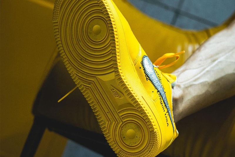 率先預覽 Off-White™ x Nike Air Force 1 最新配色「University Gold」