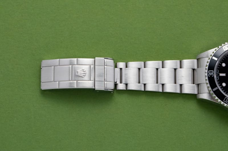 Russell Crowe 配戴之 Rolex Submariner ref. 16610 錶款進行出售