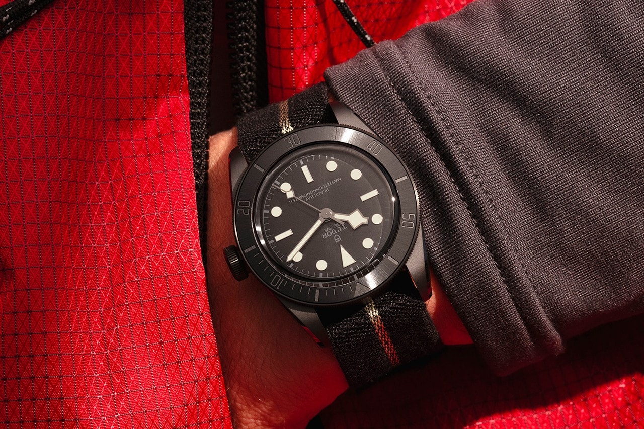 Tudor 發表全新陶瓷材質黑魂樣式 Black Bay 潛水腕錶
