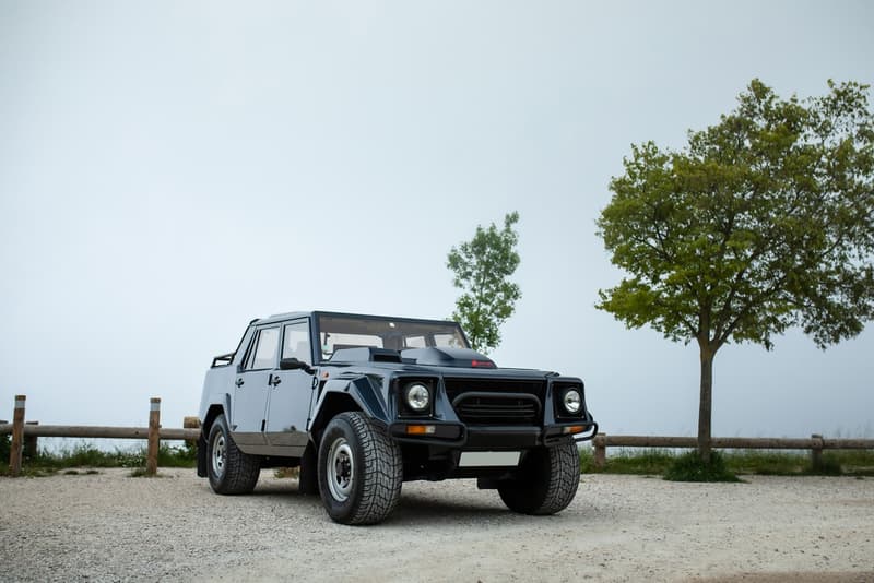 Lamborghini 始祖級 SUV 車型 LM002 即將展開拍賣