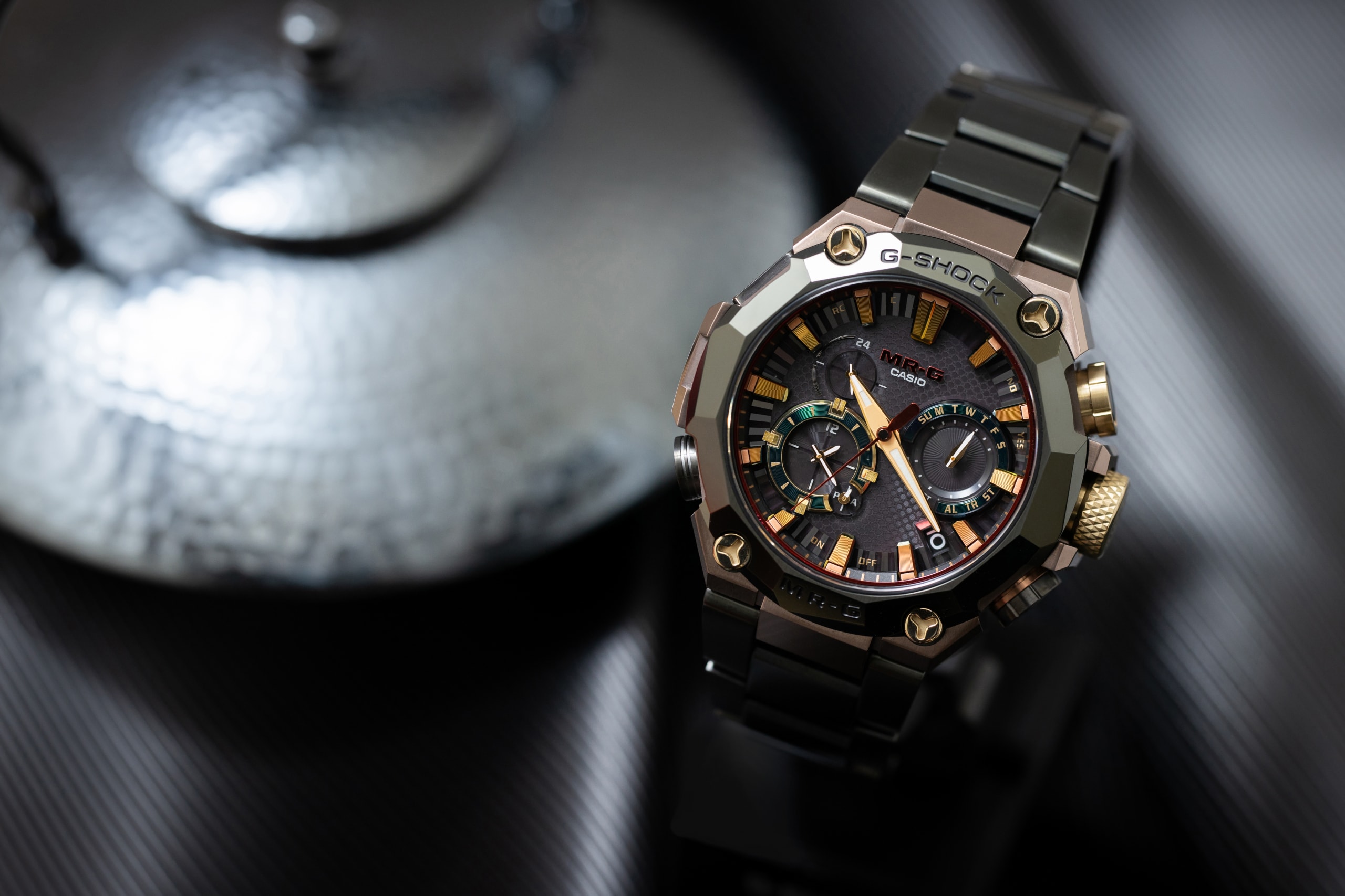 G-Shock 頂級錶型 MR-G 推出 25 週年限定版「華婆娑羅」錶款