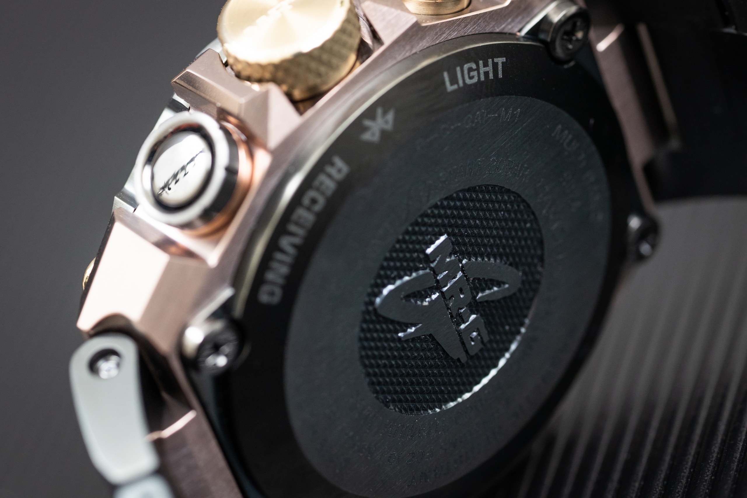 G-Shock 頂級錶型 MR-G 推出 25 週年限定版「華婆娑羅」錶款
