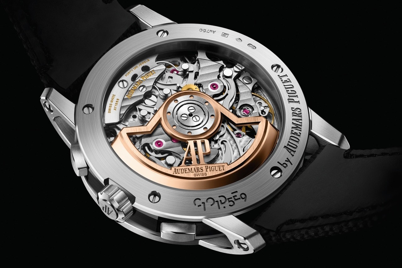 Audemars Piguet 發表兩款全黑陶瓷材質 Code 11.59 系列腕錶