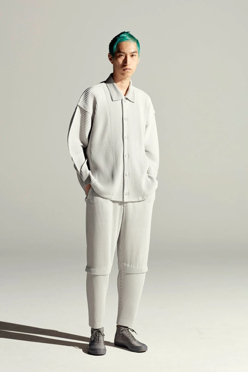 Homme Plissé Issey Miyake 最新「Human Ensemble」2022 春夏系列正式登場