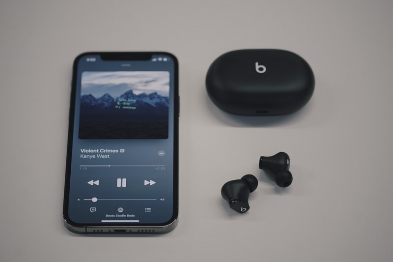 HYPEBEAST 獨家近賞 Beats Studio Buds 以及上手試用報告
