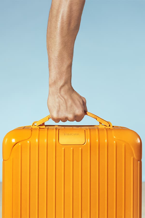 RIMOWA 推出全新「Mango」及「Bamboo」配色 Essential 旅行箱