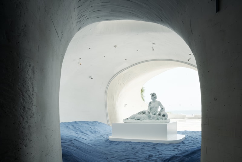 率先走進展覽「Daniel Arsham: Sands of Time」