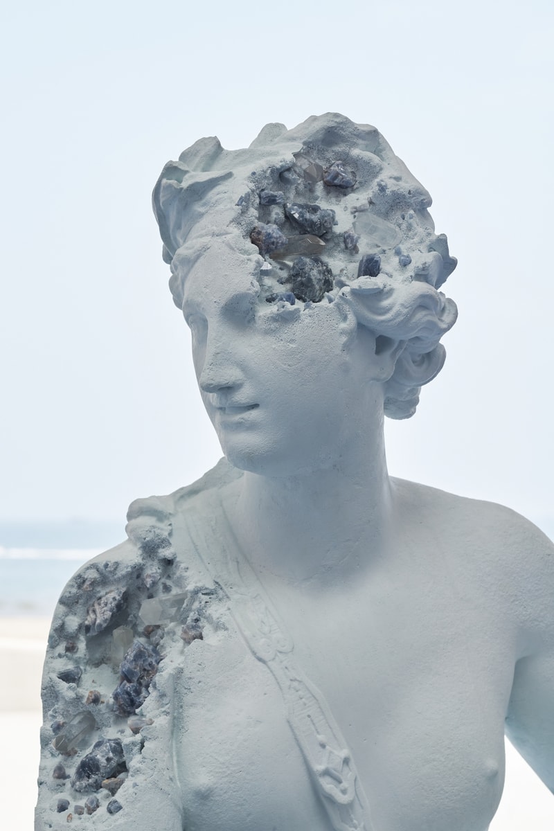 率先走進展覽「Daniel Arsham: Sands of Time」