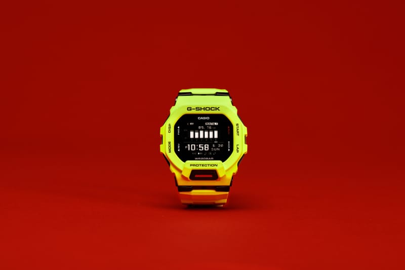 G-SHOCK 推出 G-SQUAD 首款方形錶面系列