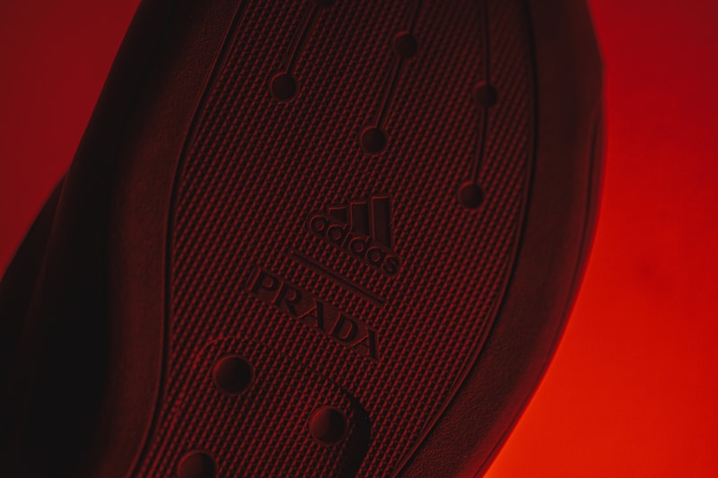 近賞 Prada x adidas A+P LUNA ROSSA 21 聯名鞋款全黑配色