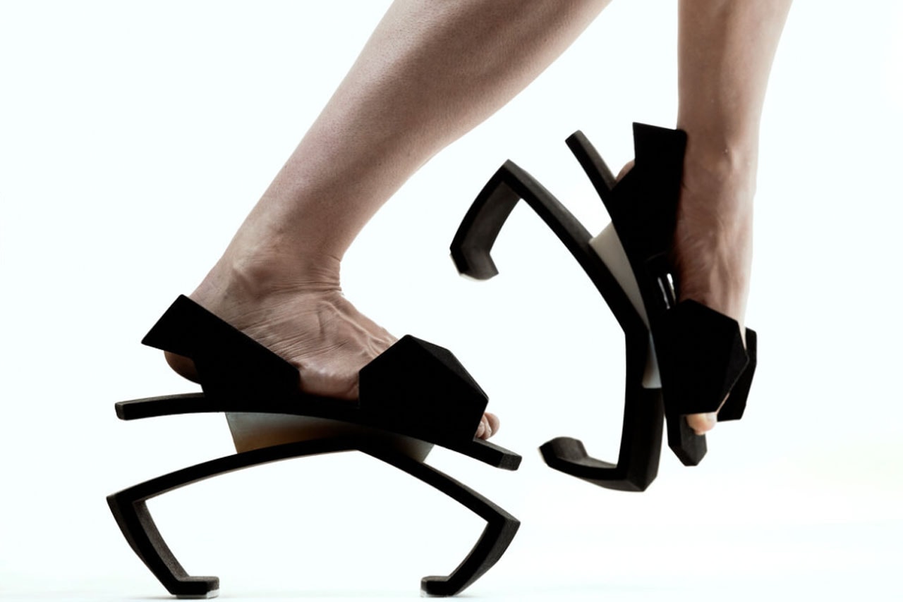 冰島設計師 Sruli Recht 打造「Damage」創新鞋款系列應對氣候變遷