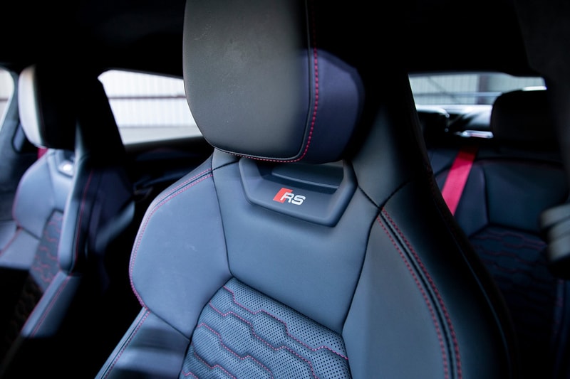 HYPEBEAST 率先近賞 2022 年式樣全新 Audi RS e-tron GT 車款