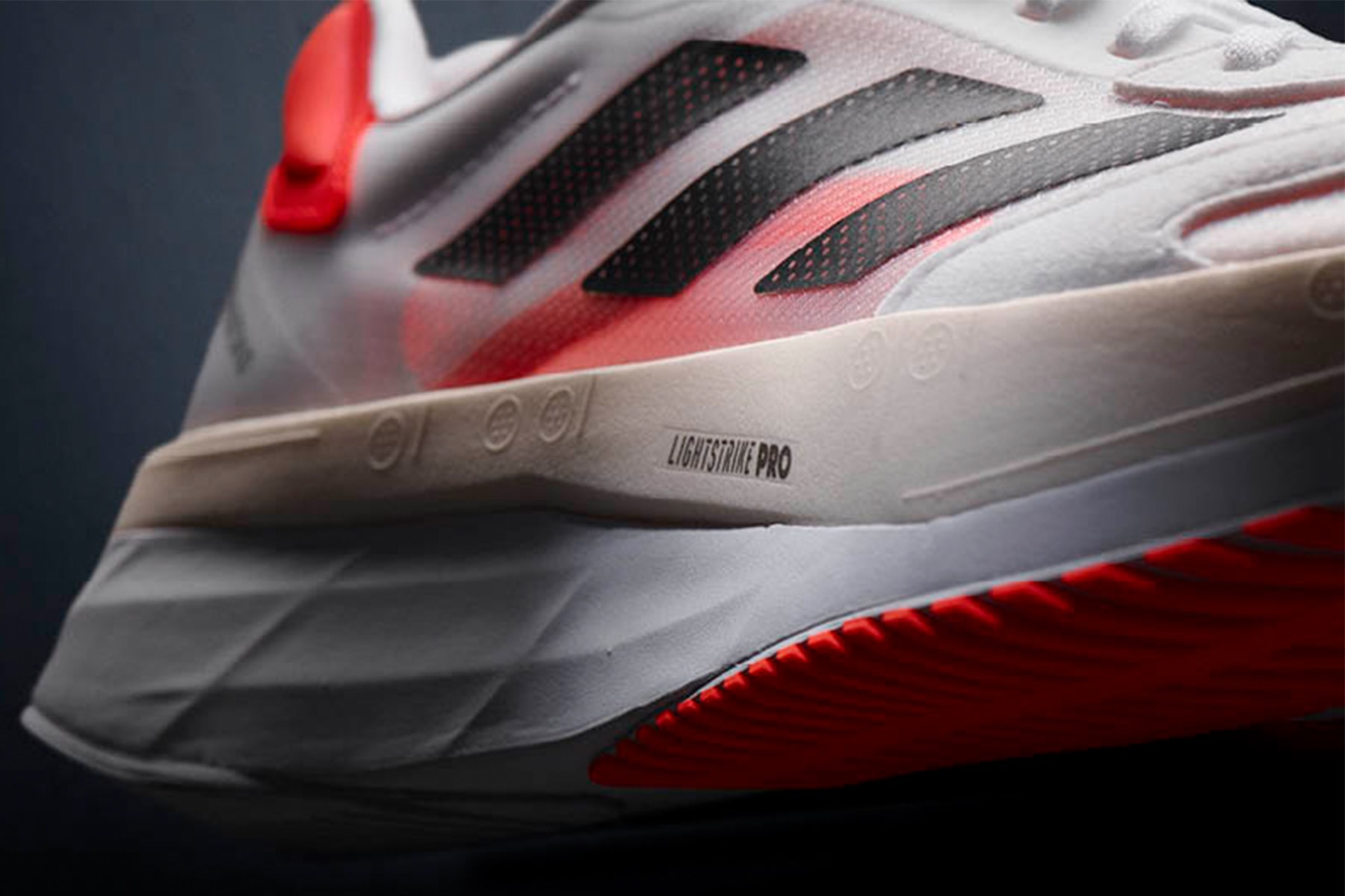 adidas 旗下最高技術跑鞋 adizero adios Pro 2 正式上架