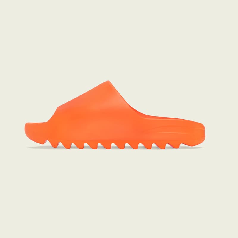 夏季限定！adidas YEEZY SLIDE 最新配色系列上架情報公開