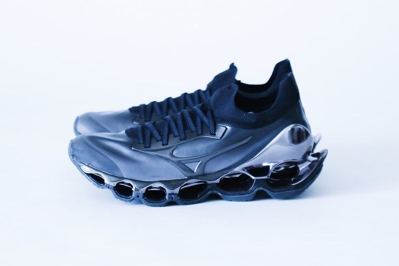 空山基 x Mizuno WAVE PROPHECY SORAYAMA 全新配色正式發佈