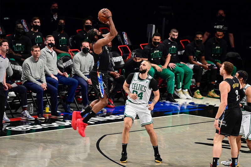 NBA 官方正式啟用「抑制非籃球動作」全新規則